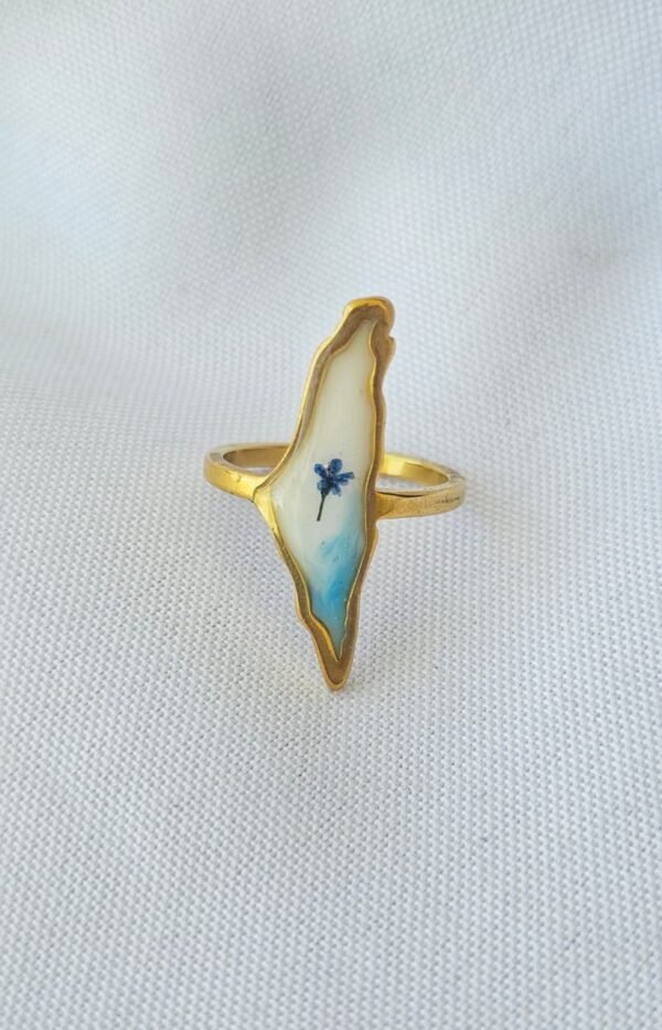 Flying flower Ring
