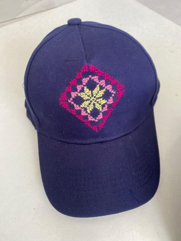 ⁦Navy hand embroidered hat⁩ - الصورة ⁦2⁩