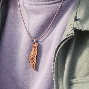 We love life Olive Wood Necklace